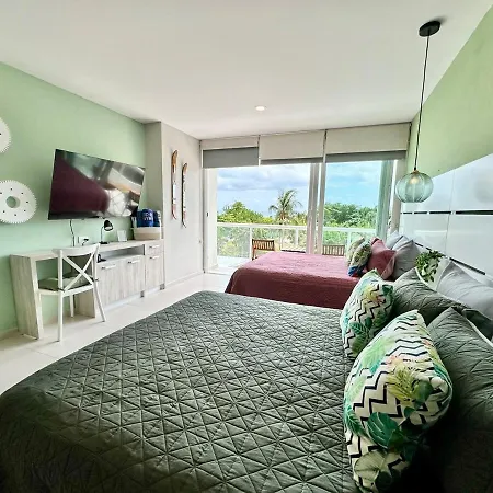 Amara Beautiful Oceanfront Studio